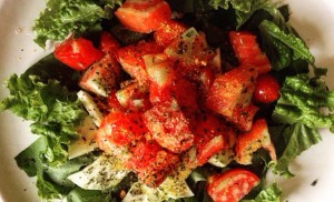 Salade_Laitue_tomate_épice